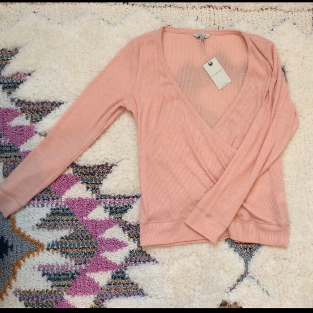 NWT lucky brand wrap top size small super soft